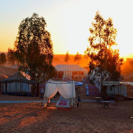 Merzouga Paradise Luxury Camp Exterior photo