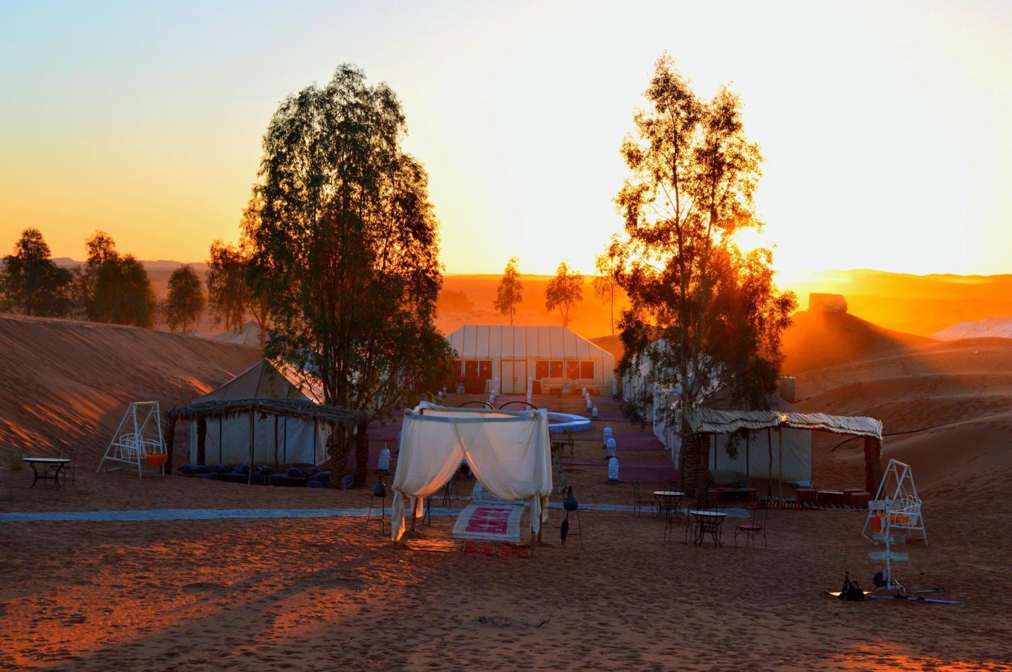 Merzouga Paradise Luxury Camp Exterior photo
