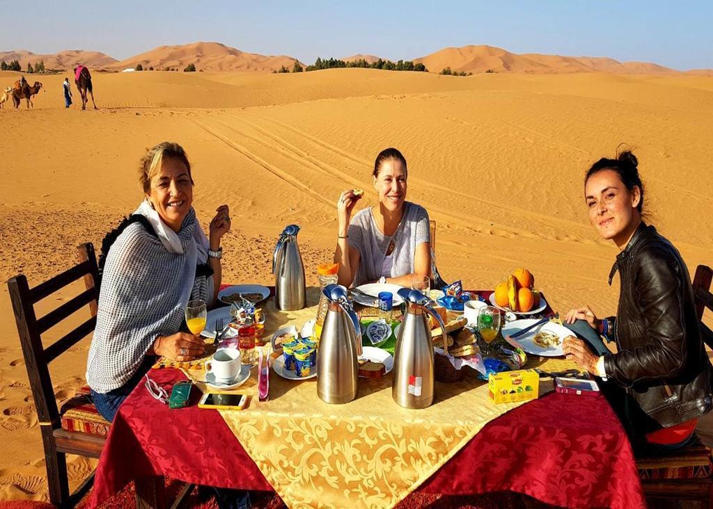 Merzouga Paradise Luxury Camp Exterior photo